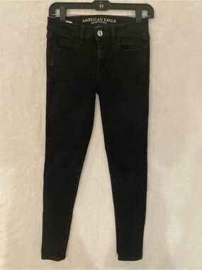 American Eagle Outfitters Women's Black High-Rise Skinny Jeans Size 0 Stretch 5-